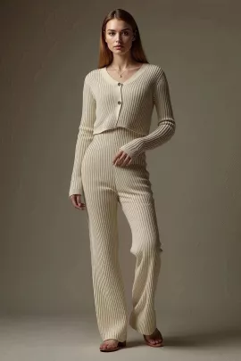 Костюм женский с брюками 839024