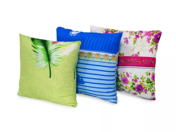 Подушка Эконом файбер 38*38 п/э б/уп (250гр)(Распродажа)