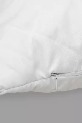 Подушка стеганая файбер на молнии микрофибра