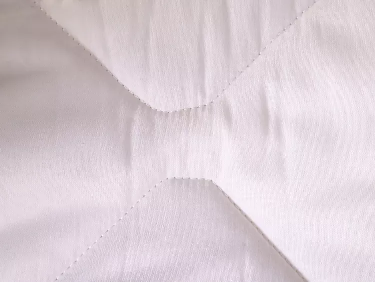 Одеяло "Бамбук" всесезонное микрофибра (бел)