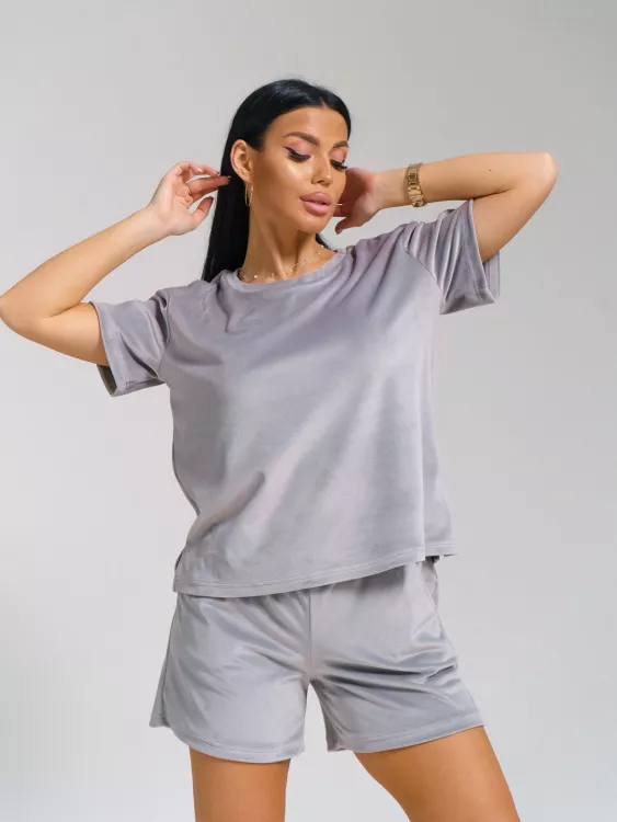 Костюм с шортами женский 974127