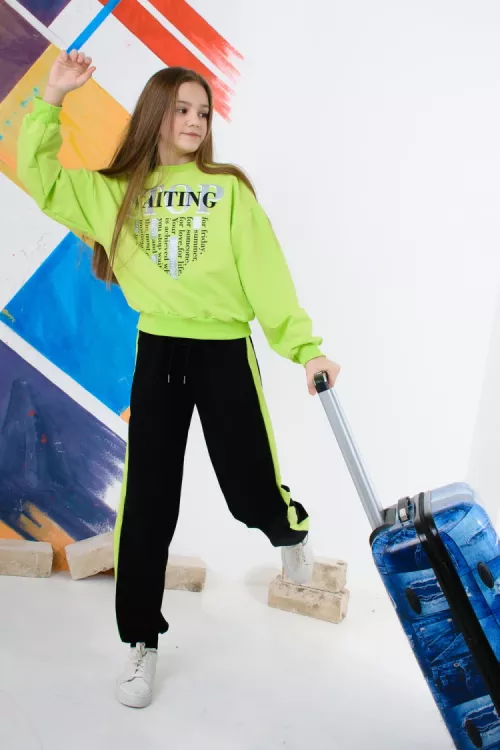 Костюм детский Пятница салатовый последний размер